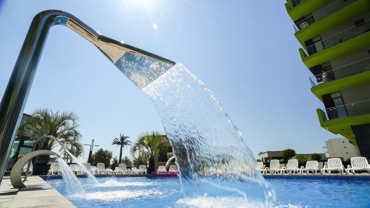 Alezzi Beach Resort Năvodari Kültér fotó