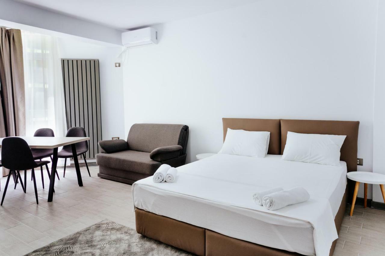 Alezzi Beach Resort Năvodari Kültér fotó