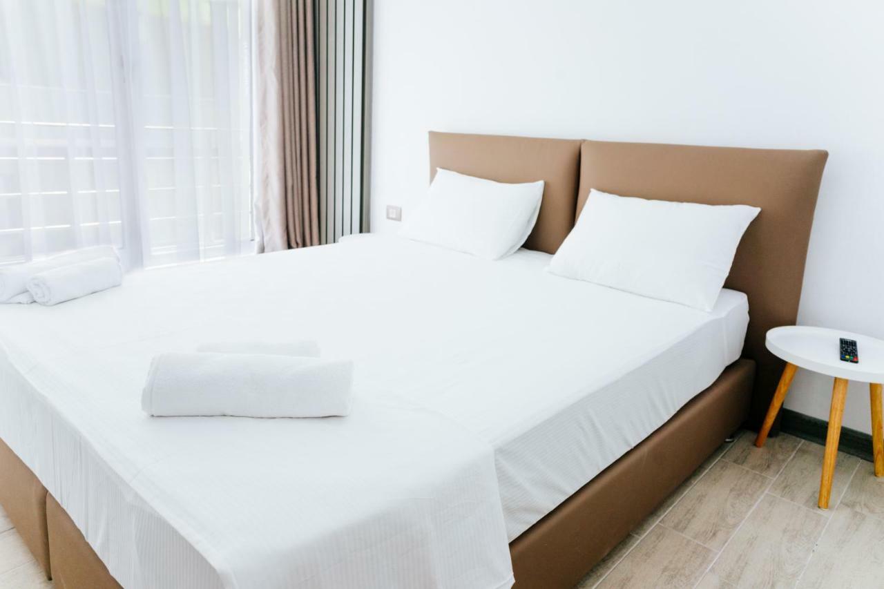Alezzi Beach Resort Năvodari Kültér fotó