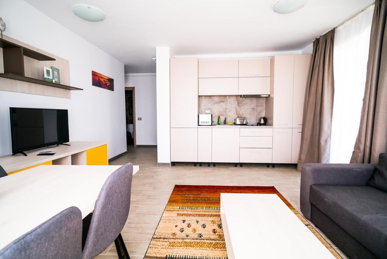 Alezzi Beach Resort Năvodari Kültér fotó